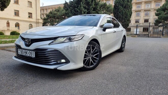 Toyota Camry-1