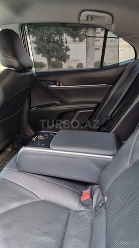 Toyota Camry-11