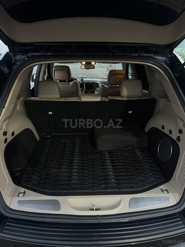 Jeep Grand Cherokee-20