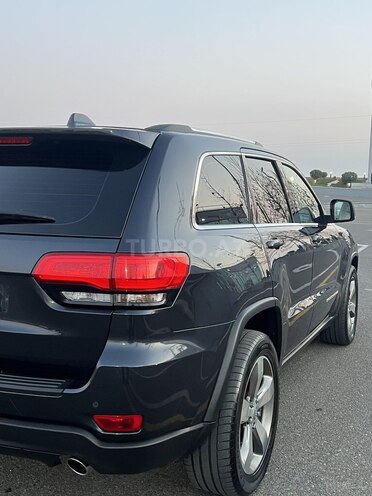 Jeep Grand Cherokee-14