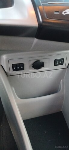 Toyota Prius V 2015, 209,876 km - 1.8 l - Gəncə