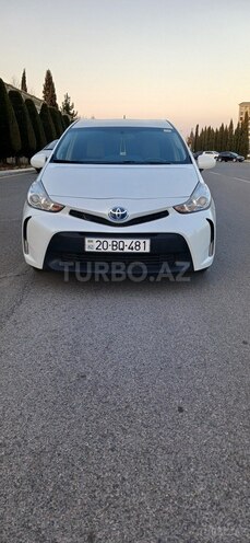 Toyota Prius V 2015, 209,876 km - 1.8 l - Gəncə
