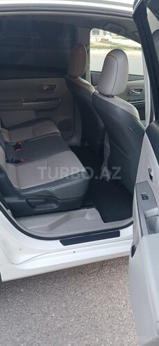 Toyota Prius V 2015, 209,876 km - 1.8 l - Gəncə