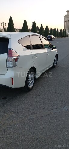 Toyota Prius V 2015, 209,876 km - 1.8 l - Gəncə