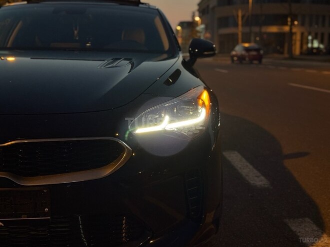 Kia Stinger 2018, 88,000 km - 2.0 л - Bakı