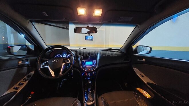 Hyundai Accent 2013, 202,000 km - 1.6 л - Bakı
