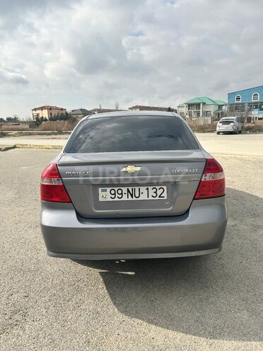 Chevrolet Aveo-5