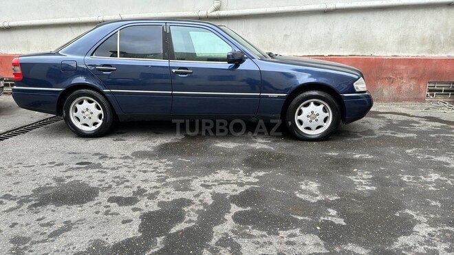 Mercedes C 200 1995, 495,000 km - 2.0 л - Bakı