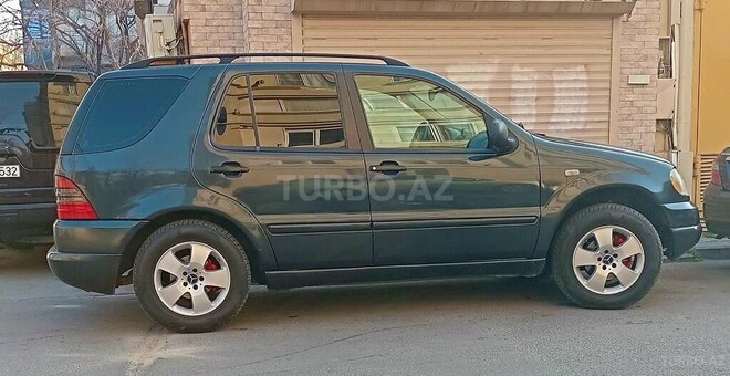 Mercedes ML 320 4MATIC 1998, 370,000 km - 3.2 л - Bakı