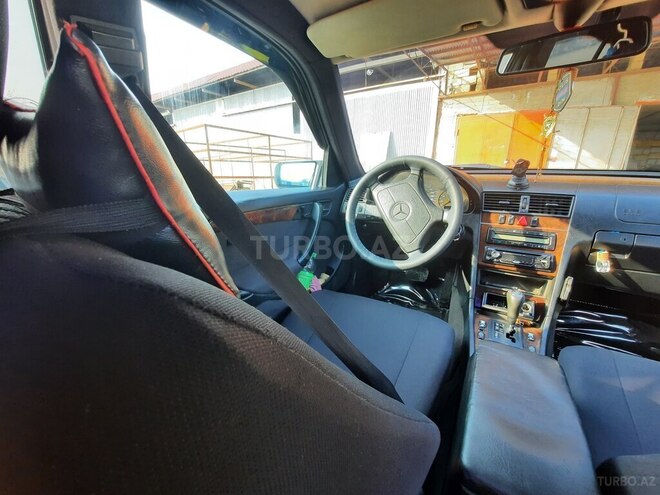 Mercedes C 240 1998, 445,780 km - 2.4 l - İsmayıllı