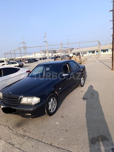 Mercedes C 220 d 1999, 272,000 km - 2.2 l - Bakı