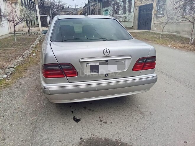 Mercedes E 220 d 2000, 421,410 km - 2.2 l - Şəmkir