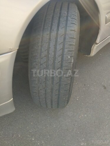 Mercedes E 220 d 2000, 421,410 km - 2.2 l - Şəmkir