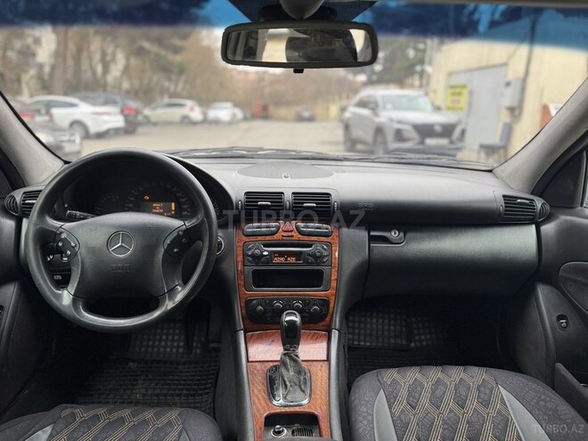 Mercedes C 200-7