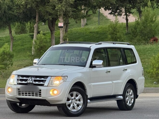 Mitsubishi Pajero 2013, 160,000 km - 3.5 л - Bakı