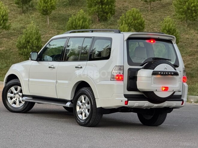 Mitsubishi Pajero 2013, 160,000 km - 3.5 л - Bakı