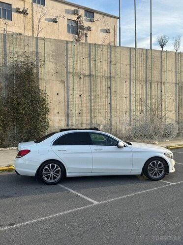 Mercedes C 300-9