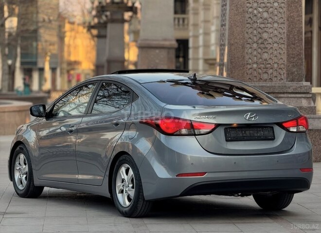 Hyundai Elantra 2015, 212,000 km - 1.6 l - Xaçmaz