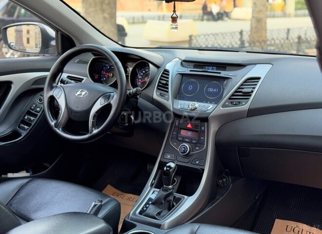 Hyundai Elantra 2015, 212,000 km - 1.6 l - Xaçmaz