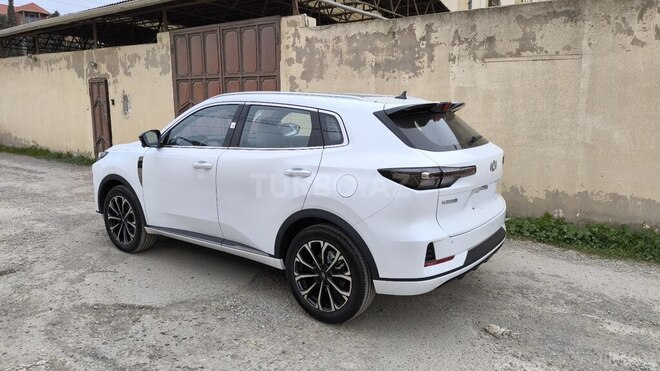 Changan Qiyuan Q05-5