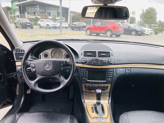 Mercedes E 350 2007, 274,000 km - 3.5 l - Bakı