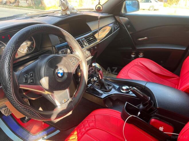 BMW 523 2008, 300,000 km - 2.5 l - Bakı