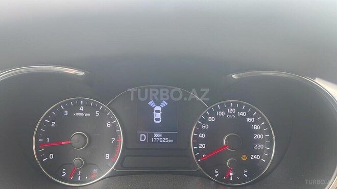 Kia Cerato 2014, 177,625 km - 1.6 l - Saatlı