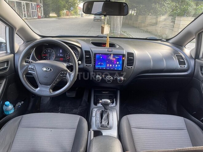 Kia Cerato 2014, 177,625 km - 1.6 l - Saatlı