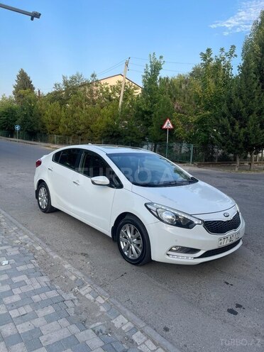 Kia Cerato 2014, 177,625 km - 1.6 l - Saatlı