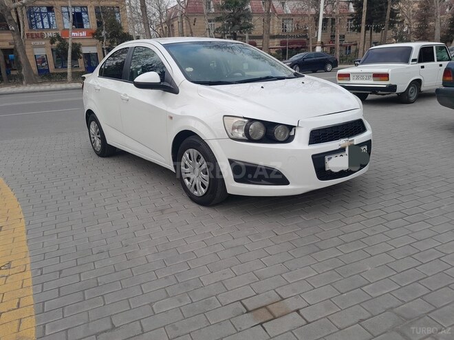 Chevrolet Aveo-2