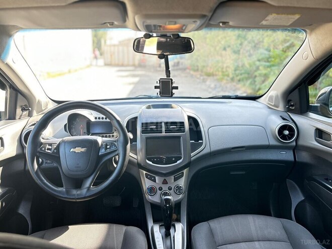 Chevrolet Aveo-6