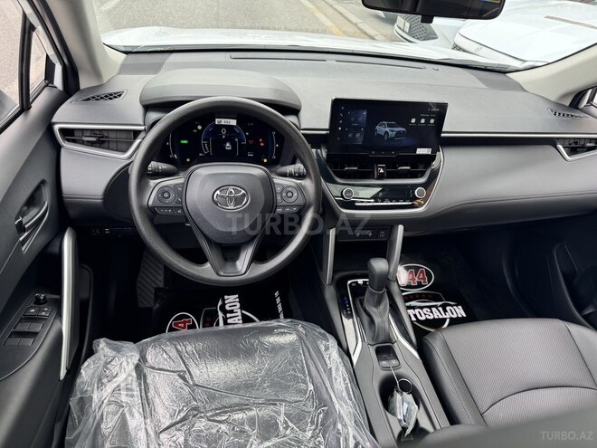 Toyota Corolla Cross 2024, 0 km - 2.0 л - Bakı