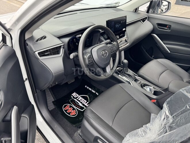 Toyota Corolla Cross 2024, 0 km - 2.0 л - Bakı