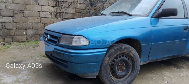 Opel Astra 1993, 689,000 km - 1.7 l - Bakı