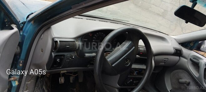 Opel Astra 1993, 689,000 km - 1.7 l - Bakı