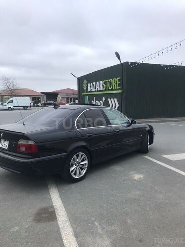 BMW 525 2001, 256,000 km - 2.5 l - Bakı