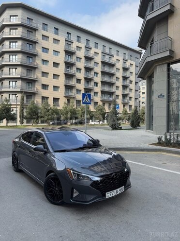 Hyundai Elantra 2019, 72,300 km - 1.6 л - Bakı