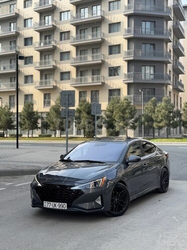Hyundai Elantra 2019, 72,300 km - 1.6 л - Bakı