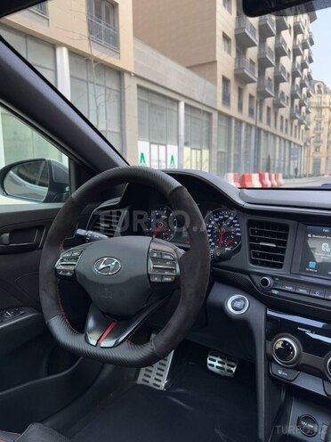 Hyundai Elantra 2019, 72,300 km - 1.6 л - Bakı