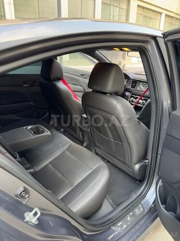 Hyundai Elantra 2019, 72,300 km - 1.6 л - Bakı