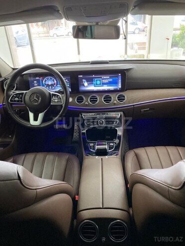 Mercedes E 220 d-10