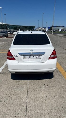 Nissan Tiida 2011, 150,000 km - 1.5 l - Bakı