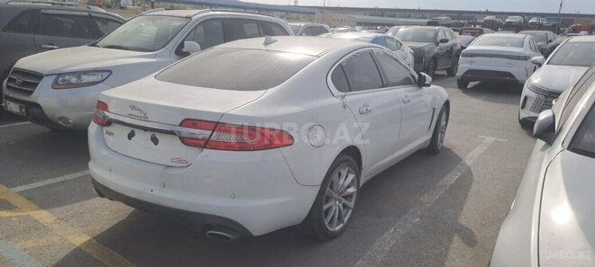 Jaguar XF-4