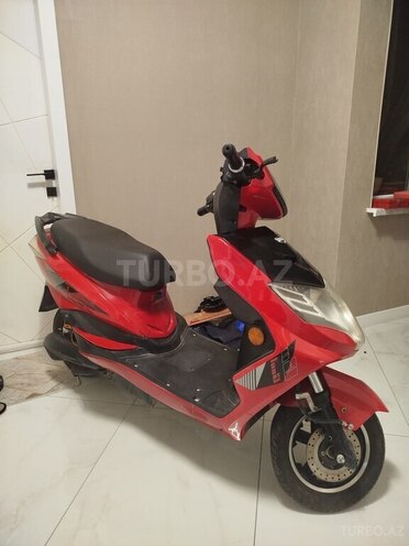 Yadea  2023, 5,500 km - 0.0 л - Bakı