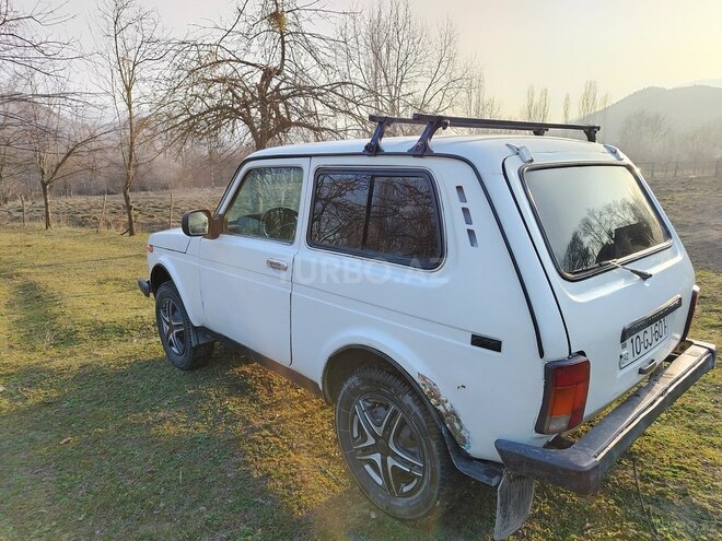 LADA (VAZ) Niva 2000, 111,117 km - 1.7 l - Quba