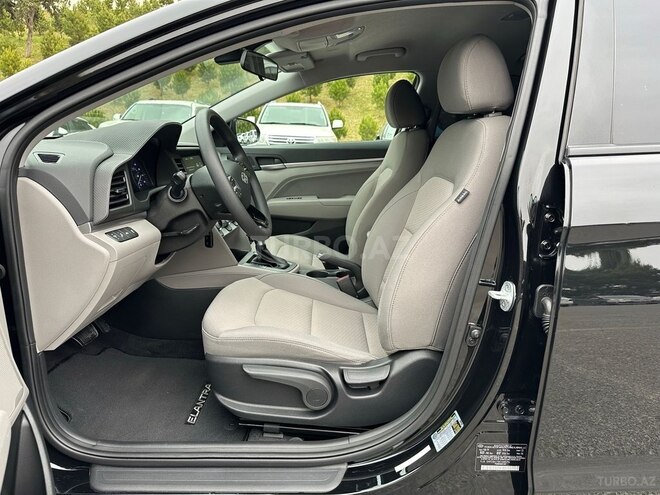 Hyundai Elantra 2019, 45,500 km - 2.0 l - Bakı
