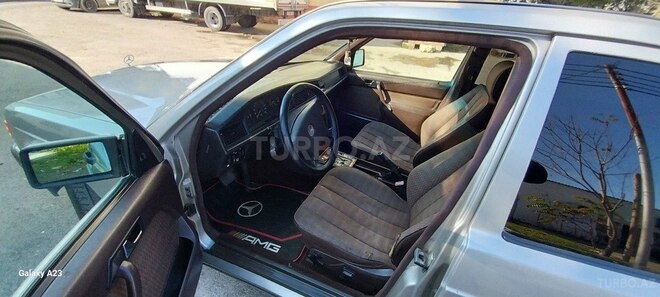 Mercedes 190 1992, 200,000 km - 2.0 л - Bakı