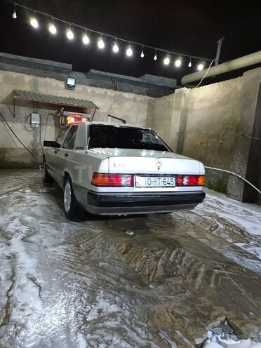 Mercedes 190 1992, 200,000 km - 2.0 л - Bakı