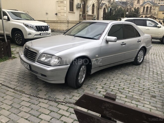 Mercedes C 200 1998, 330,000 km - 2.0 l - Bakı