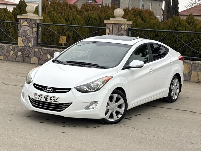 Hyundai Elantra 2012, 233,355 km - 1.8 л - Quba